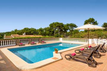 Villa in Es Mercadal, Menorcas Küste für 6 