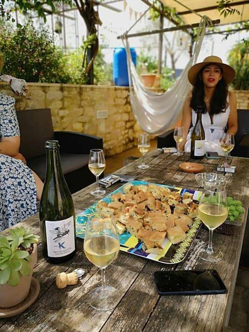 Location de vacances pour 10 personnes, avec jardin ainsi que terrasse et piscine à Villesèque - 4