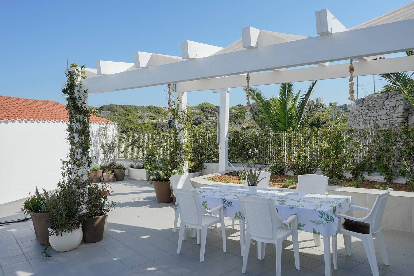 Ferienhaus 'Dora Polignano A Mare' mit Meerblick, Terrasse und Garten in Polignano A Mare, Bari Provinz
