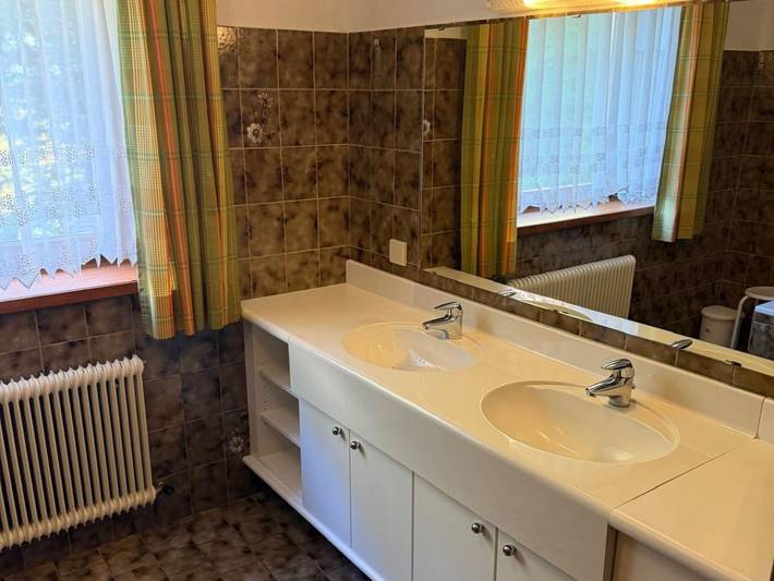 Ganze Wohnung, Alpine Wohnung mit fantastischem Bergpanorama in Hochkrimml, Krimml