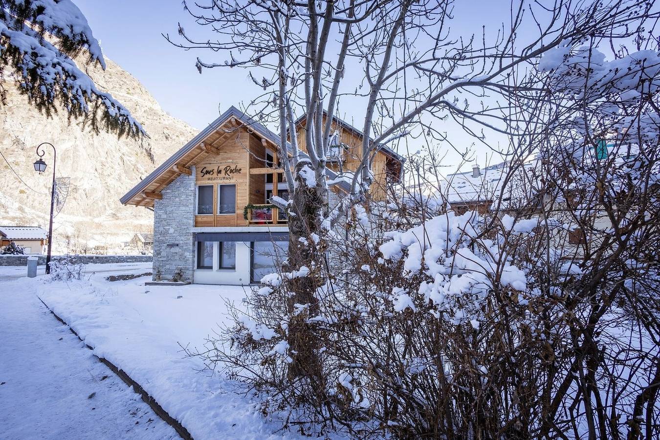 Appartement entier, Appartement "Strato 8" avec vue sur les montagnes, balcon et Wi-Fi in Valloire, Région de Saint-Jean-de-Maurienne