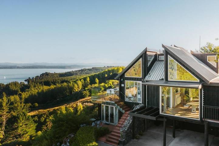 Chambre d’hôte pour 2 personnes, avec jardin à Taupo