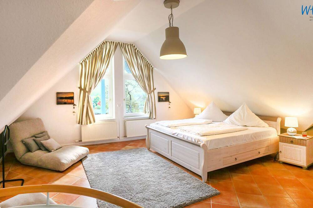 Ganze Wohnung, Einladende Ferienwohnung im Ferienpark Seedorf mit Balkon und Spielplatz in Seedorf (Sellin), Sellin