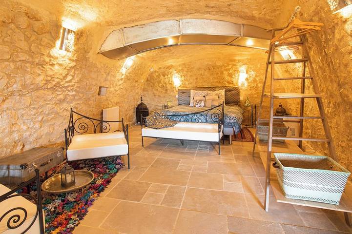 Location de vacances pour 2 personnes, avec jardin dans Château de Montfort - 2