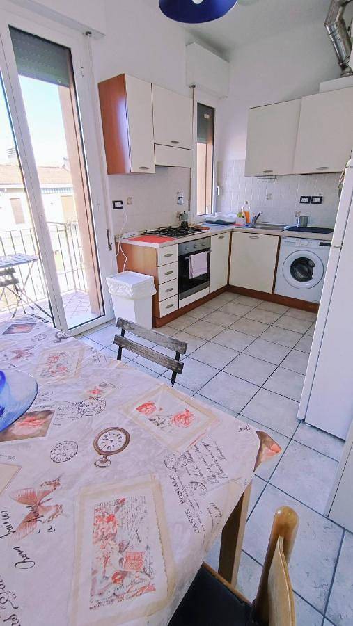 Gîte pour 5 personnes, avec balcon dans Gare De Bologne - 2