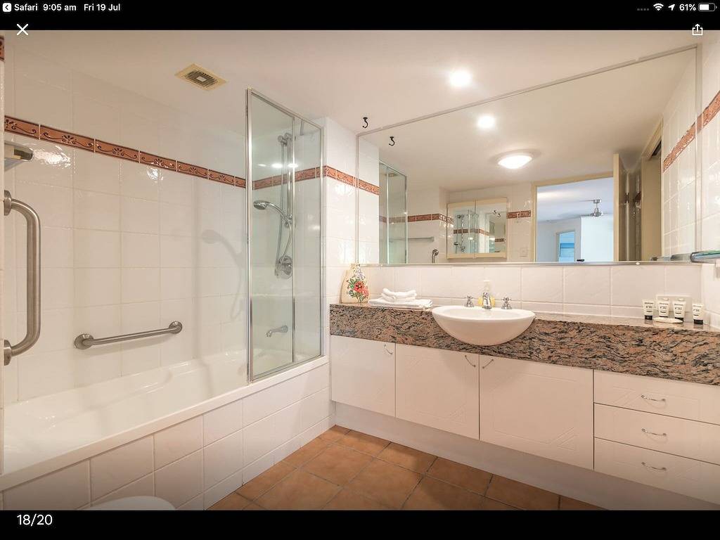 Ganze Wohnung, Riesiger Privater Sicherer Hof Mit Wasseransicht in Maroochydore, Sunshine Coast