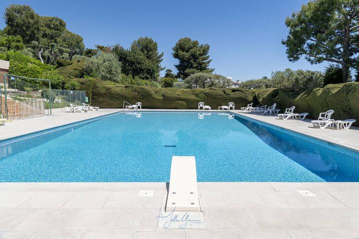 Gîte pour 5 personnes, avec piscine à Villeneuve-Loubet - 4