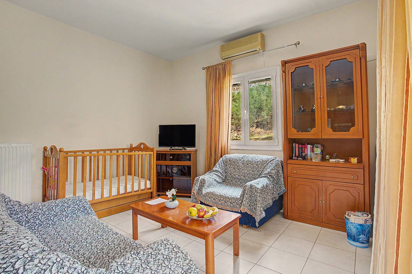 Apartamento entero, Apartamento 'Dimitra Prive Romantic' con vistas a la montaña, Wi-Fi y aire acondicionado in Lasithi