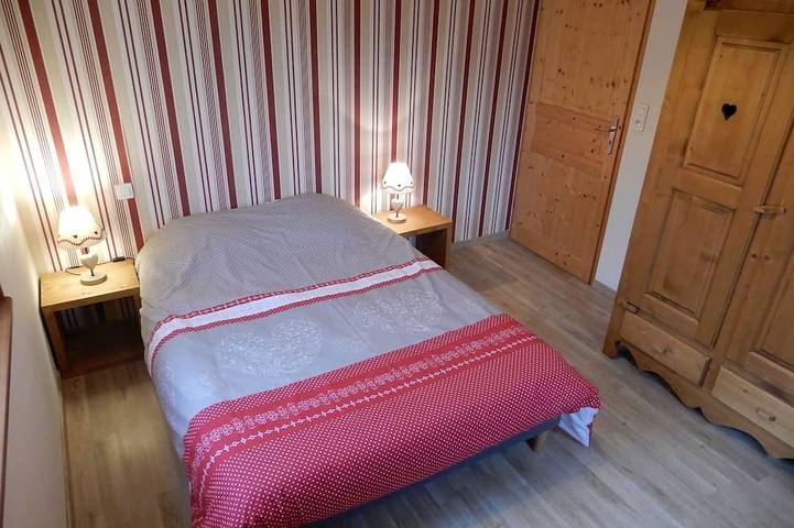 Gîte pour 9 personnes, avec jardin à Le Syndicat - 3