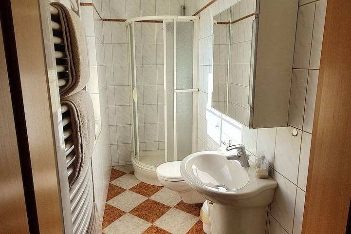 Großes ländliches Ferienhaus in ruhiger Lage nahe dem Spreewald in Schöna-Kolpien, Dahme/Mark