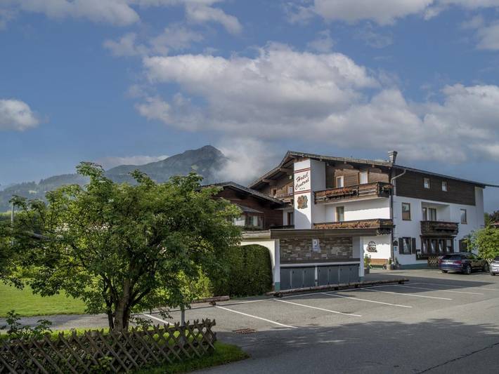 Hotel für 2 Personen, mit Balkon und Garten in Sankt Johann in Tirol - 4