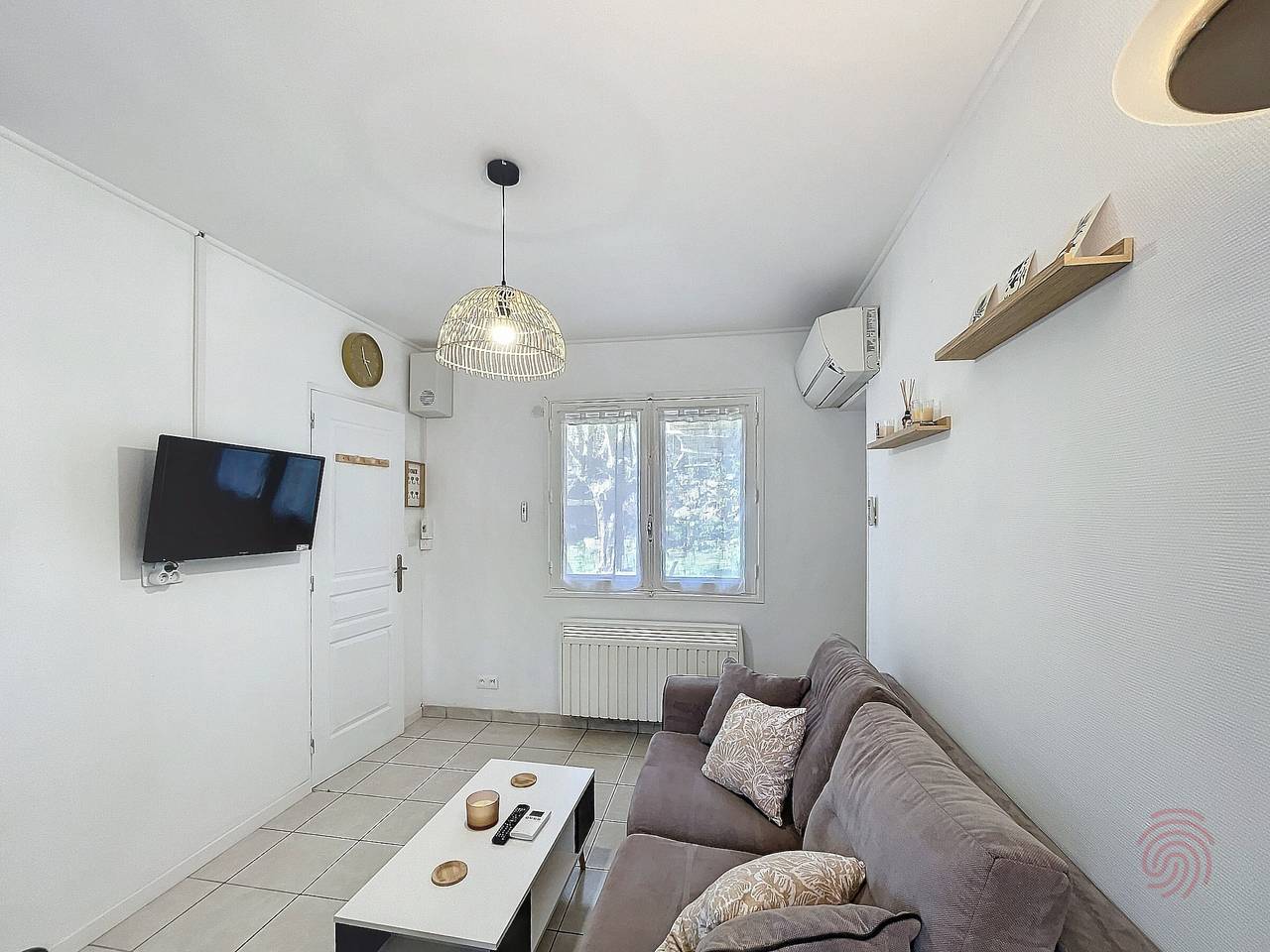 Appartement entier, Appartement F1 avec Terrasse et Clim, à 650m des Thermes - Lamalou-les-Bains in Lamalou-les-Bains, Région de Béziers