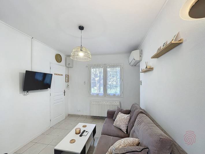 Gîte pour 2 personnes, avec terrasse, animaux acceptés à Lamalou-les-Bains - 4