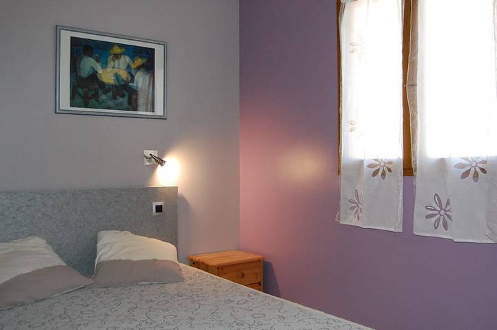 Gîte pour 3 personnes, avec terrasse et jardin à Ceyreste - 2