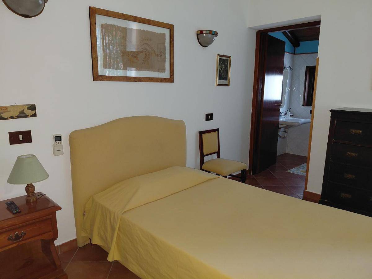 Single Room in Santa Cristina Gela, Provincia di Palermo