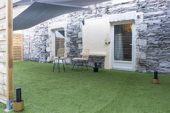 Gîte pour 2 personnes, avec Jacuzzi et Terrasse à Trélazé - 4