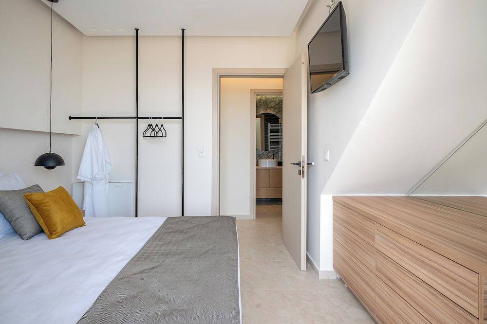 Anama Villa I, with Pool & Views to Rethymno in Nikiforos Fokas, Rethymno und Umgebung