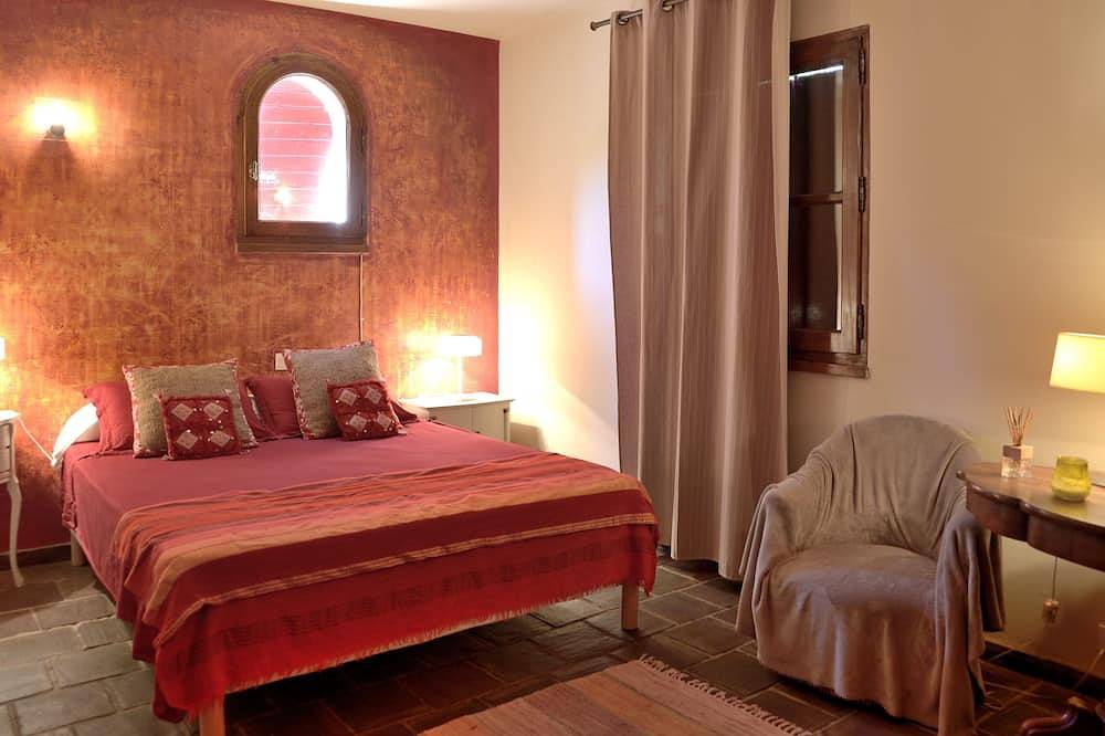 Saint Maximin La Sainte Beaume: Casa del personaje in Saint-Maximin-la-Sainte-Baume, Región Brignoles