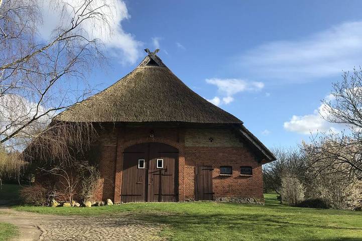 Agriturismo für 6 Personen, mit Terrasse und Garten in Lübstorf