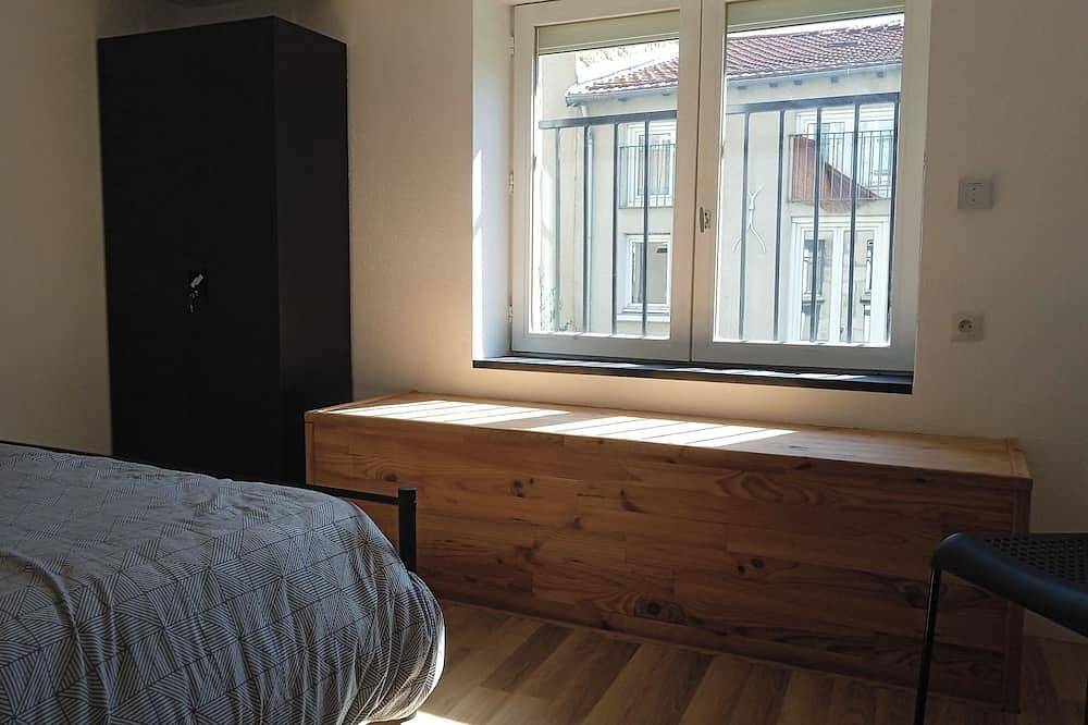 Appartement entier, Le Duplex d'Abi, calme, donnant sur cour, proche du centre de Saint Étienne in Saint-Étienne, Loire