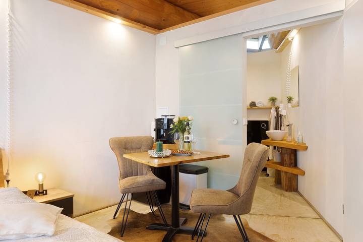 Studio entier, Studio '-5-die Fünf, 25qm' avec terrasse privée, jardin partagé et Wi-Fi in Rosenfeld (Bade-Wurtemberg), Neckar-Alb