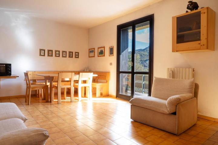 Gîte pour 9 personnes, avec terrasse et vue, animaux acceptés à Riolunato - 3