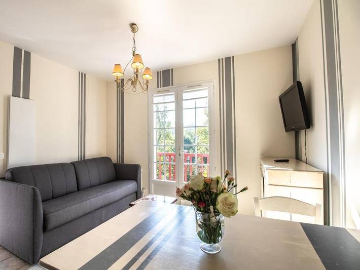 Gîte pour 4 personnes, avec terrasse ainsi que jardin et piscine, animaux acceptés à La Bastide-Clairence - 4