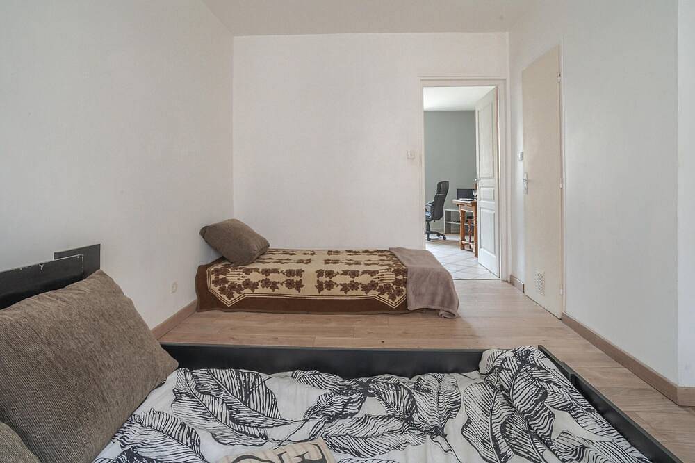 Ganze Wohnung, Komfortables Apartment in Belfort mit Terrasse in Belfort, Territoire-de-Belfort