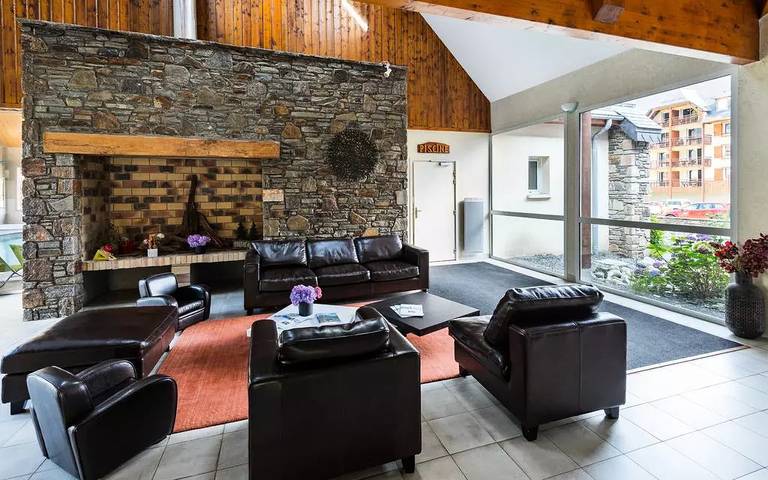 Gîte pour 4 personnes, avec balcon/terrasse et sauna à Saint-Mamet - 2