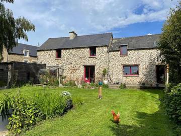 Chambre d’hôte pour 2 personnes, avec jardin et vue à Saint-Hélen