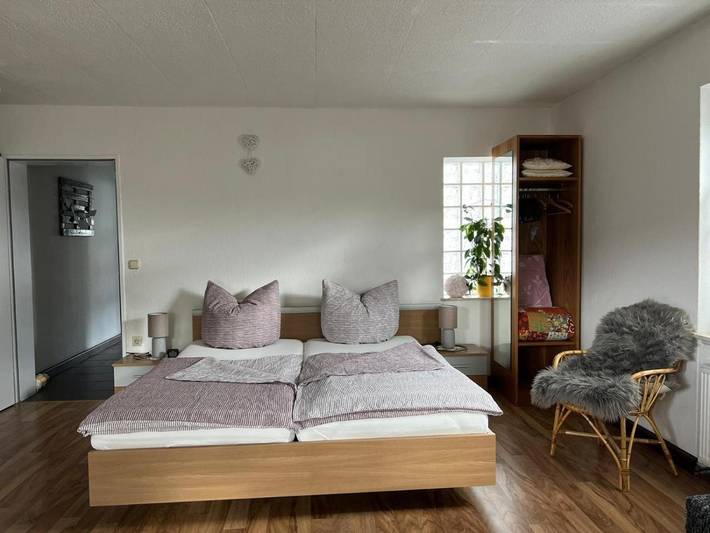 Ferienwohnung für 2 Personen, mit Balkon und Garten sowie Ausblick in Bad Karlshafen - 2