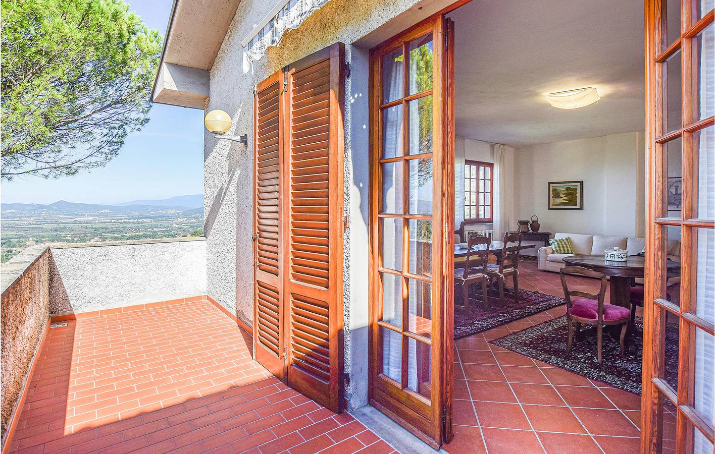 Apartamento con jardín junto a la piscina, aparcamiento y WiFi in Arezzo, Provincia de Arezzo