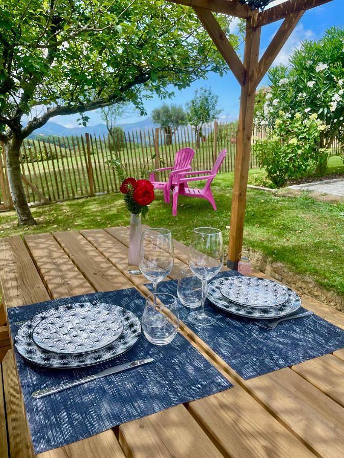 Appartement de vacances pour 2 personnes, avec vue et jardin