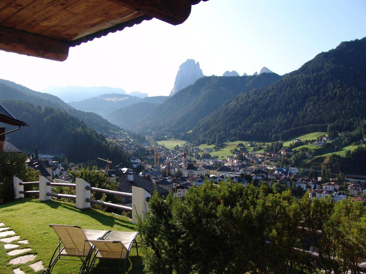 Ganze Wohnung, Cësa Marmolada 1318 in St. Ulrich in Gröden, Dolomiti Superski