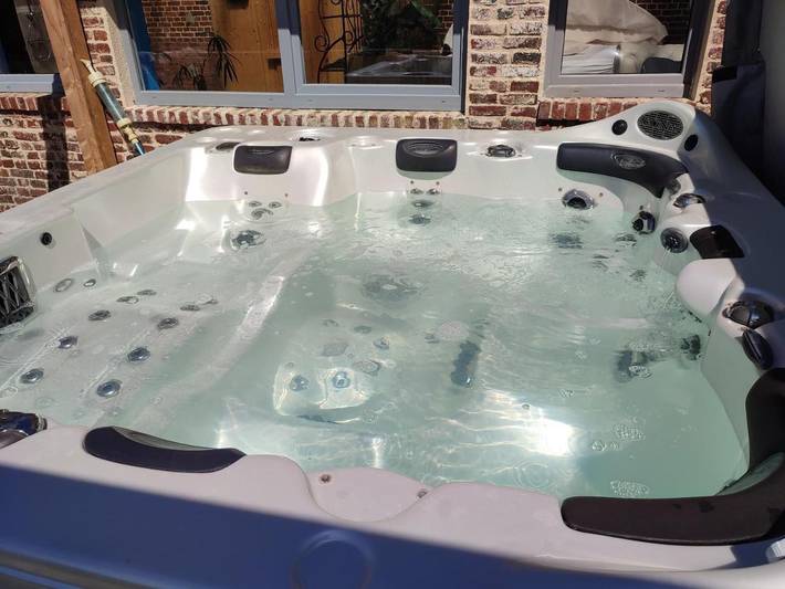 Maison d’hôte pour 2 personnes, avec Jacuzzi et Terrasse ainsi que Jardin et Piscine en Seine-Maritime
