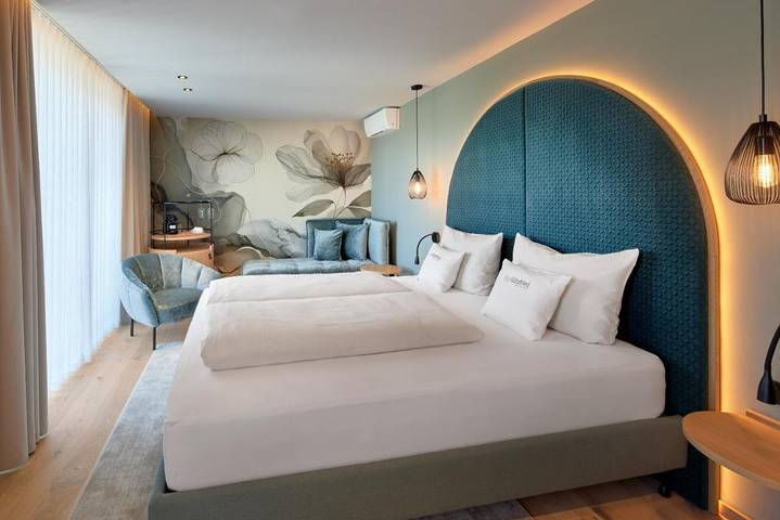 Hotel für 2 Personen, mit Balkon und Whirlpool sowie Terrasse und Garten in Regensburg
