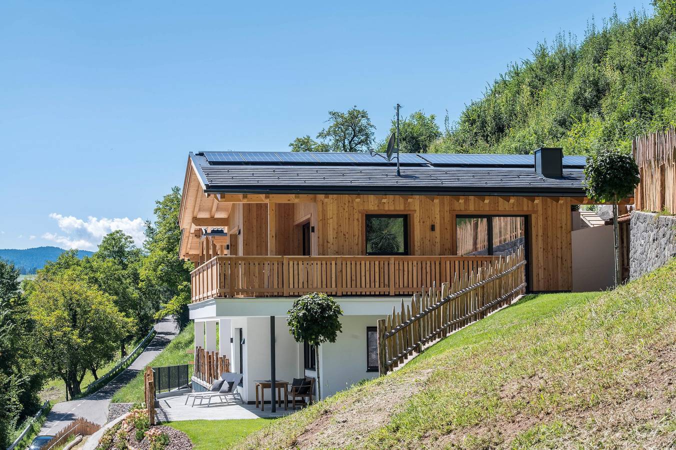 Ganze Wohnung, Ferienwohnung 'Chalet Kasch Berg' mit Bergblick, Privatem Garten und Wlan in Ums, Völs am Schlern