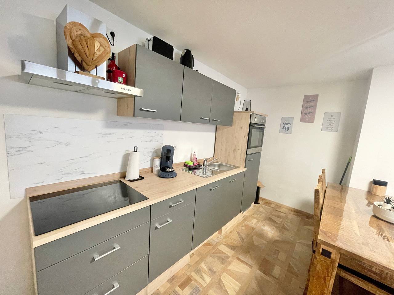 Ganze Wohnung, Ferienwohnung Kleinôd mit privater Terrasse und Wlan in Bendorf, Landkreis Mayen-Koblenz