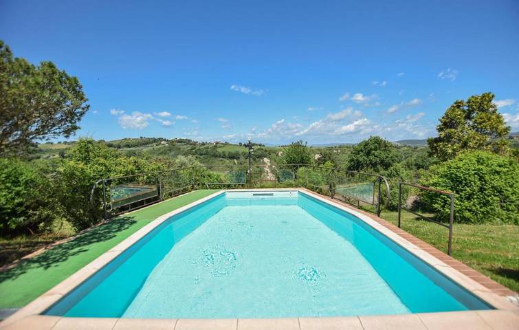 Location de vacances pour 10 personnes, avec terrasse ainsi que piscine et jardin à Calvi dell'Umbria - 2