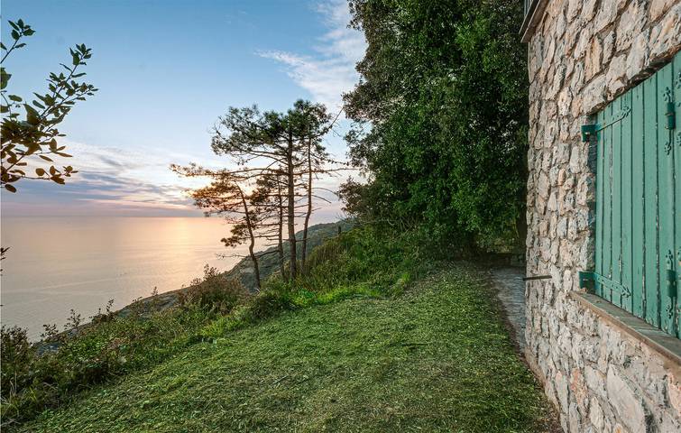 Ferienhaus für 7 Personen, mit Terrasse und Garten in La Spezia - 4