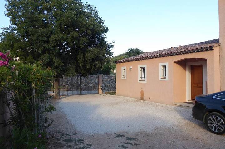 Fantastische Villa mit ruhigem Pool in der Nähe des Stadtzentrums in Lorgues, Draguignan Region