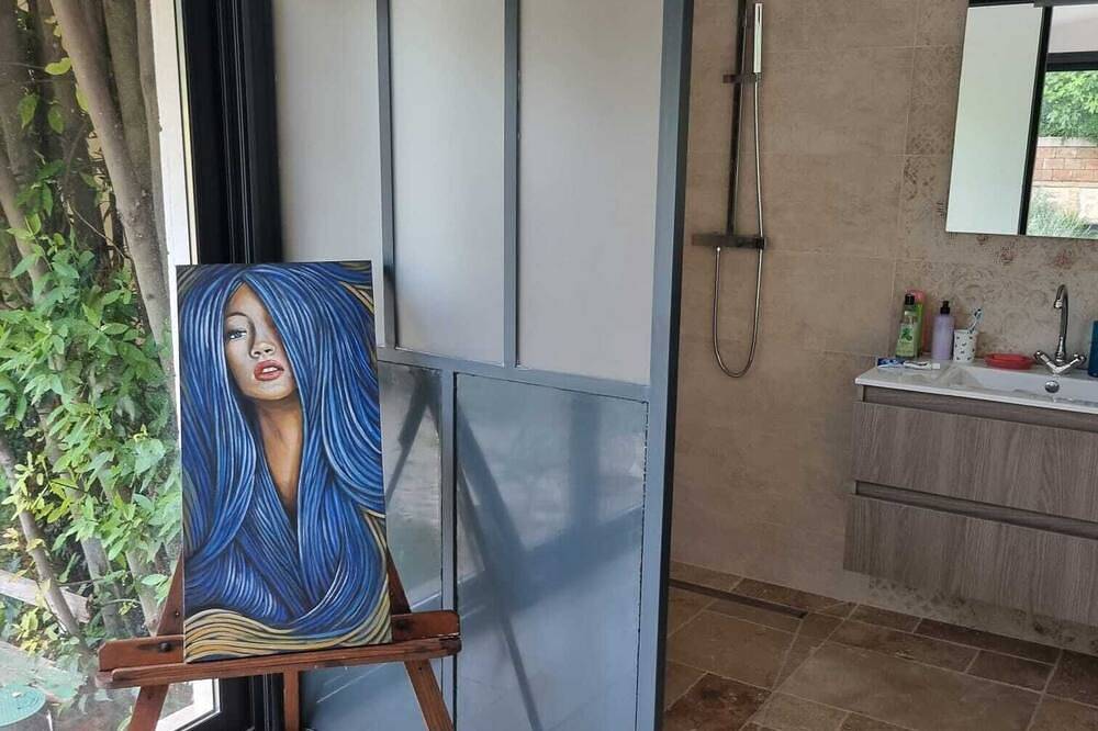 Studio insolite gîtes chez l'habitant. in Sussargues, Côte méditerranéenne (France)