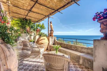 Villa for 24 Guests in Positano, Amalfi Coast, Picture 2