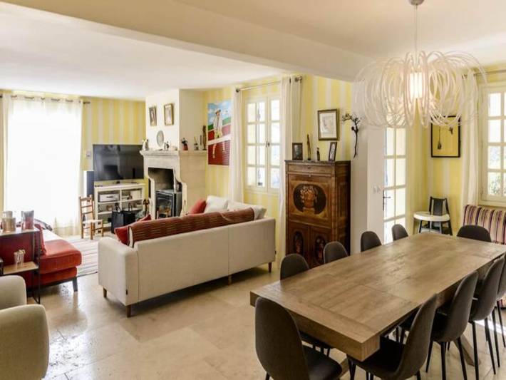 Gîte pour 12 personnes, avec jardin et piscine à Mérindol - 4