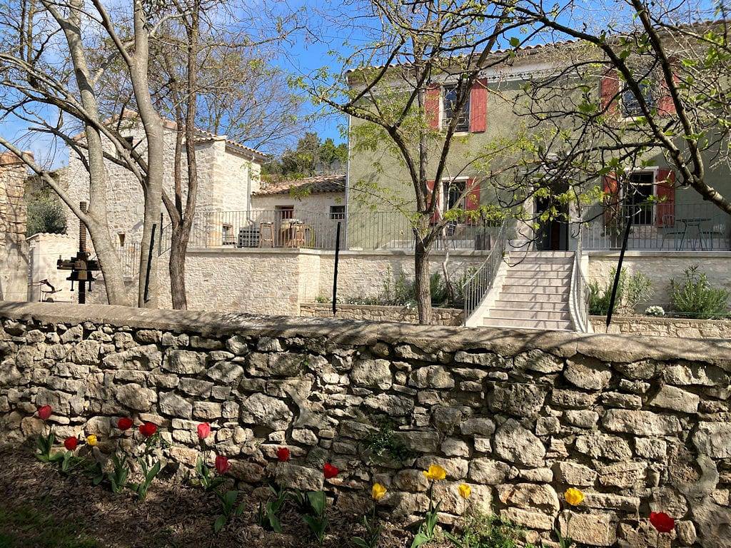 La Parenthèse - Vert Olive in Laval-Saint-Roman, Région de Nîmes