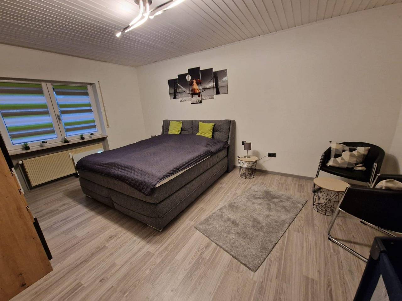 Ganze Ferienwohnung, Ferien-/Monteurwohnung mit Balkon in Wöllstein, Rheinhessen