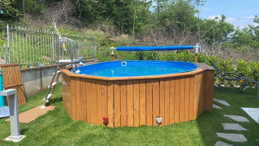 Gîte pour 4 personnes, avec jardin et vue ainsi que vue sur le lac et piscine dans Massino Visconti - 3