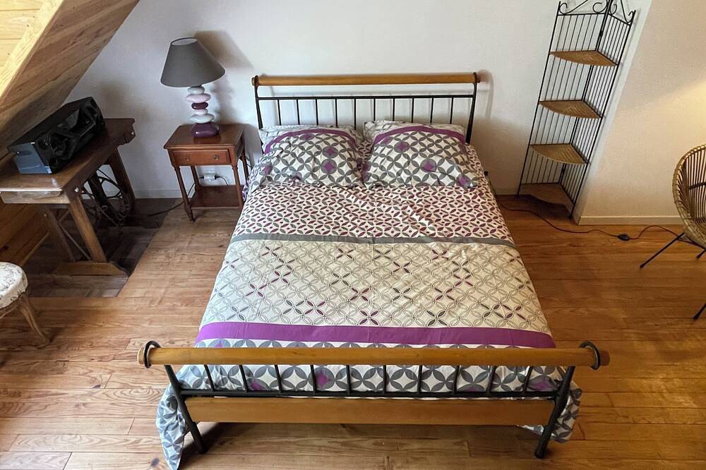 Country house on the Crozon peninsula. Close to shops and beaches in Argol, Iroise