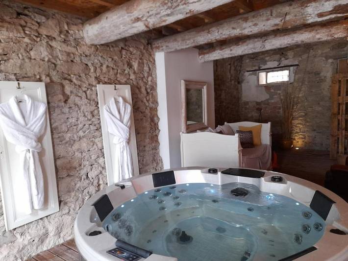 Maison de vacances pour 10 personnes, avec jardin ainsi que piscine et vue, animaux acceptés