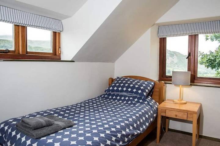 Détaché, Cottage confortable avec de fabuleuses vues sur la montagne in Lake District